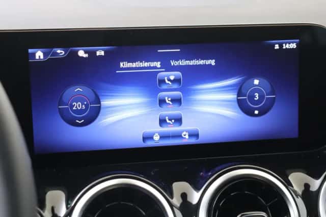 Mercedes-Benz GLA (2025) thumbnail 21