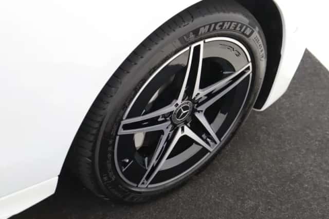 Mercedes-Benz C-Klasse (2024) thumbnail 4