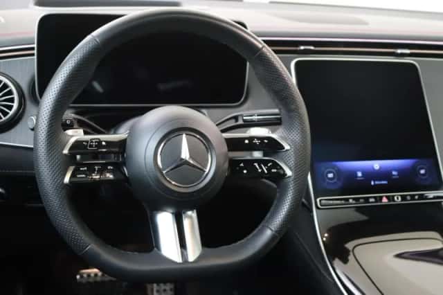 Mercedes-Benz EQE (2024) thumbnail 6