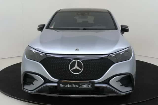 Mercedes-Benz EQE (2024) thumbnail 9