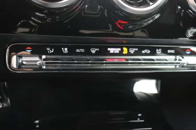 Mercedes-Benz A-Klasse (2018) thumbnail 20