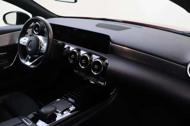 Mercedes-Benz A-Klasse (2018) thumbnail 5