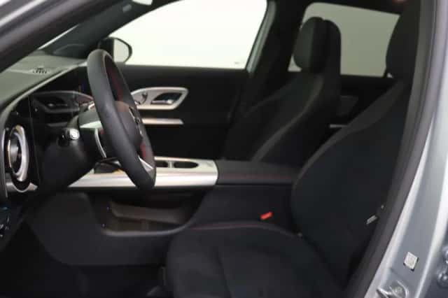 Mercedes-Benz GLB-Klasse (2026) thumbnail 11