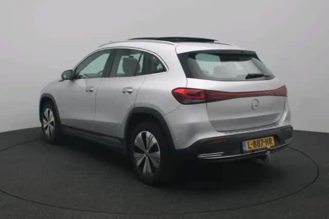 Mercedes-Benz EQA (2021) thumbnail 5