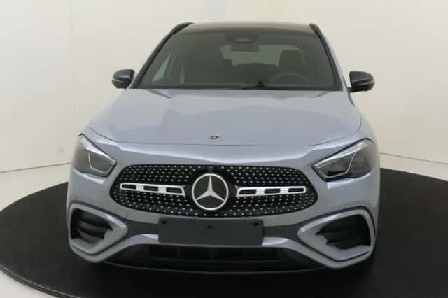 Mercedes-Benz GLA (0) thumbnail 6