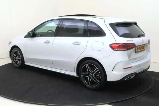 Mercedes-Benz B-Klasse (2022) thumbnail 3