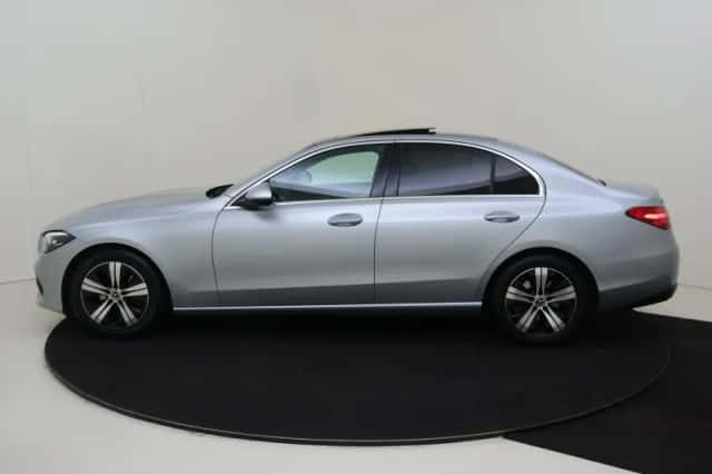 Mercedes-Benz C-Klasse (2022) thumbnail 2