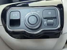 Mercedes-Benz CLA-Klasse thumbnail 25