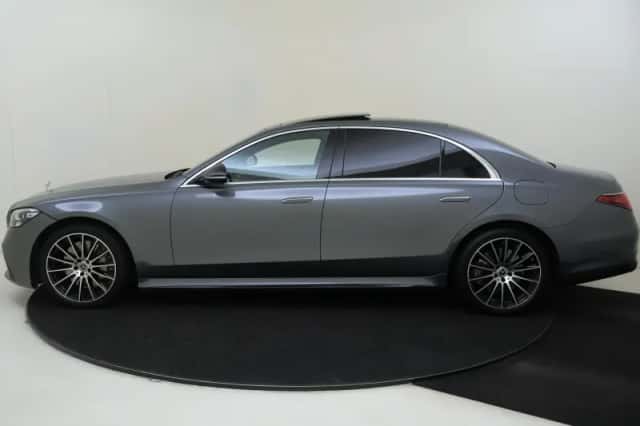 Mercedes-Benz S-Klasse (2022) thumbnail 2