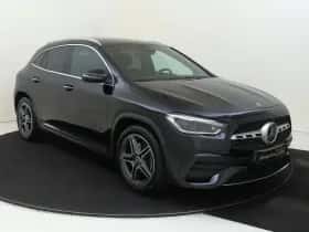 Mercedes-Benz GLA thumbnail 2