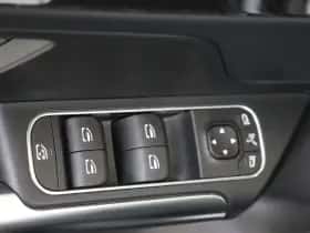 Mercedes-Benz GLA thumbnail 27
