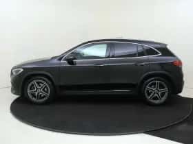 Mercedes-Benz GLA thumbnail 8