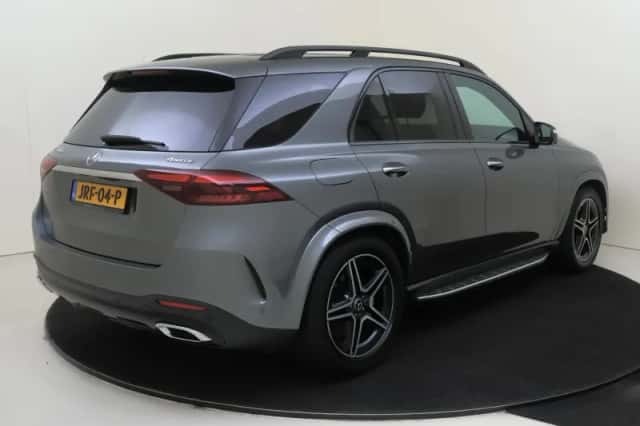 Mercedes-Benz GLE (2024) thumbnail 4