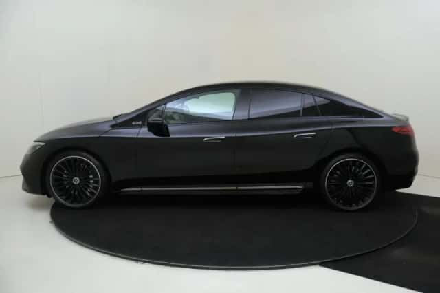 Mercedes-Benz EQE (2024) thumbnail 2