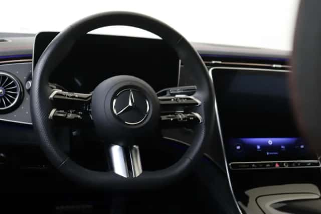 Mercedes-Benz EQE (2024) thumbnail 6