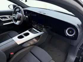 Mercedes-Benz CLA-Klasse thumbnail 5