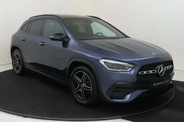 Mercedes-Benz GLA (2023) thumbnail 2