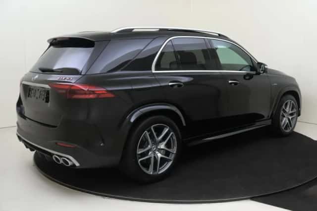 Mercedes-Benz GLE (2025) thumbnail 4