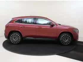 Mercedes-Benz GLA (2024) thumbnail 9