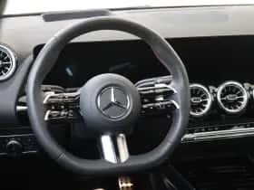 Mercedes-Benz GLA (2024) thumbnail 10
