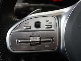 Mercedes-Benz GLA thumbnail 12