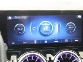 Mercedes-Benz GLA thumbnail 17