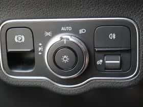 Mercedes-Benz GLA thumbnail 24