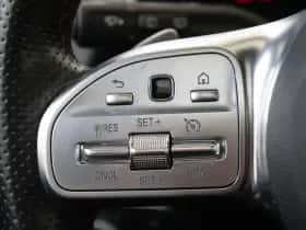 Mercedes-Benz GLA thumbnail 13