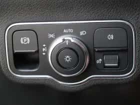 Mercedes-Benz GLA thumbnail 25