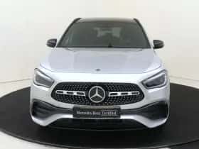 Mercedes-Benz GLA thumbnail 6