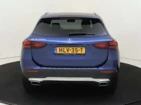 Mercedes-Benz GLA thumbnail 7
