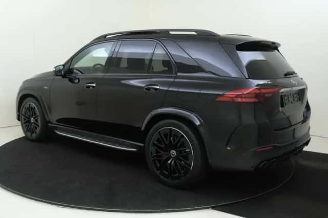 Mercedes-Benz GLE (2024) thumbnail 3
