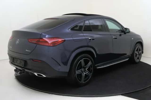 Mercedes-Benz GLE (2025) thumbnail 4
