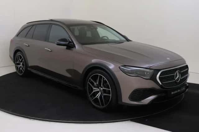 Mercedes-Benz E-Klasse (2024) thumbnail 2