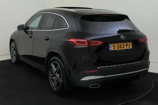 Mercedes-Benz GLA (2021) thumbnail 7