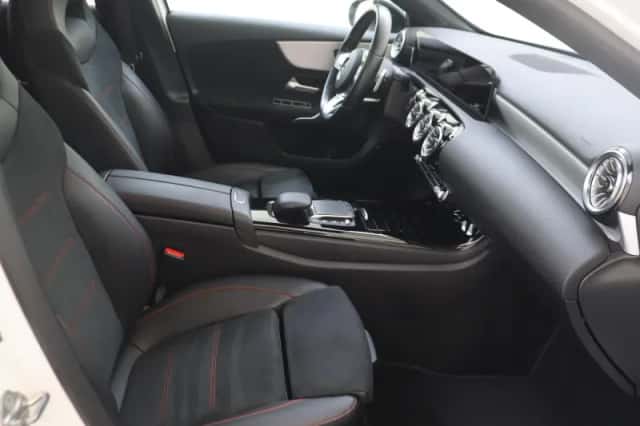 Mercedes-Benz A-Klasse (2022) thumbnail 5
