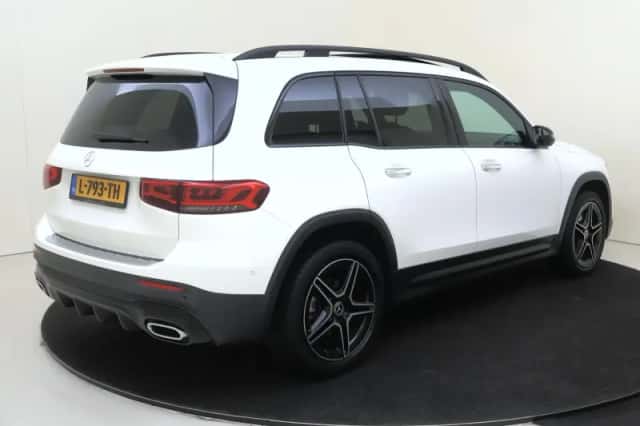 Mercedes-Benz GLB-Klasse (2021) thumbnail 4
