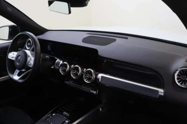 Mercedes-Benz GLB-Klasse (2021) thumbnail 5