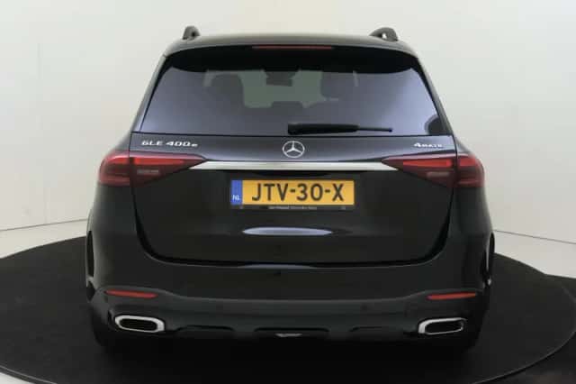 Mercedes-Benz GLE (2026) thumbnail 7