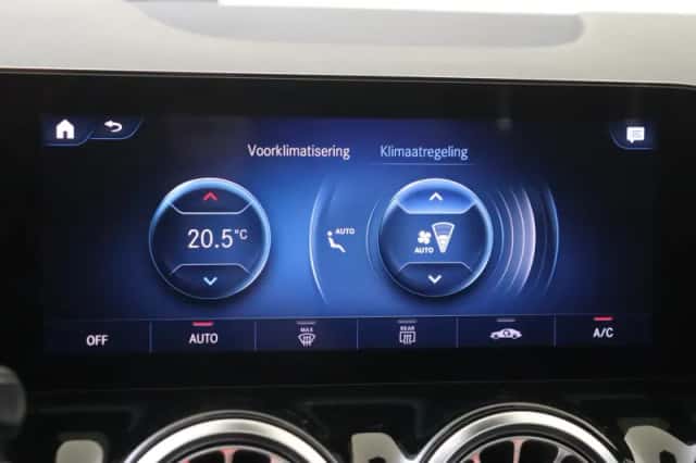 Mercedes-Benz GLA (2020) thumbnail 18