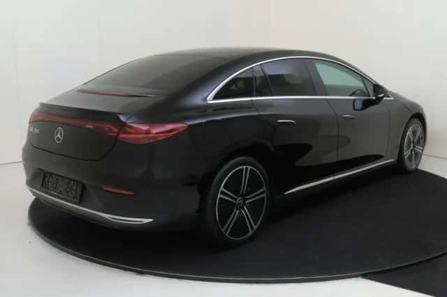 Mercedes-Benz EQE (2025) thumbnail 4