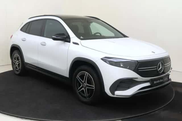 Mercedes-Benz EQA (2022) thumbnail 2
