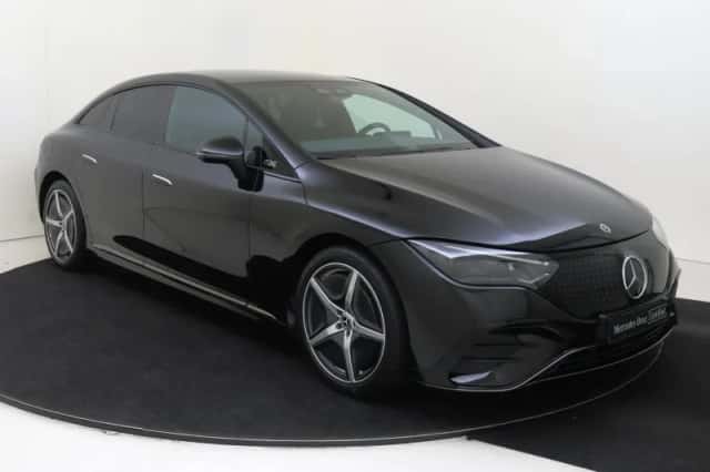 Mercedes-Benz EQE (2023) thumbnail 2