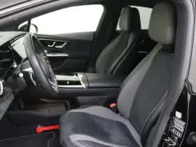 Mercedes-Benz EQE (2023) thumbnail 13