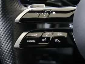 Mercedes-Benz EQE thumbnail 15