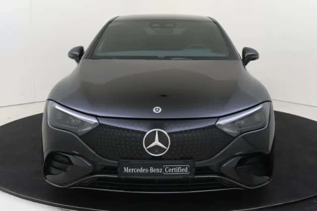 Mercedes-Benz EQE (2023) thumbnail 6