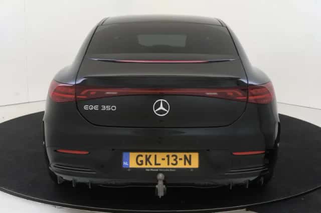 Mercedes-Benz EQE (2023) thumbnail 7