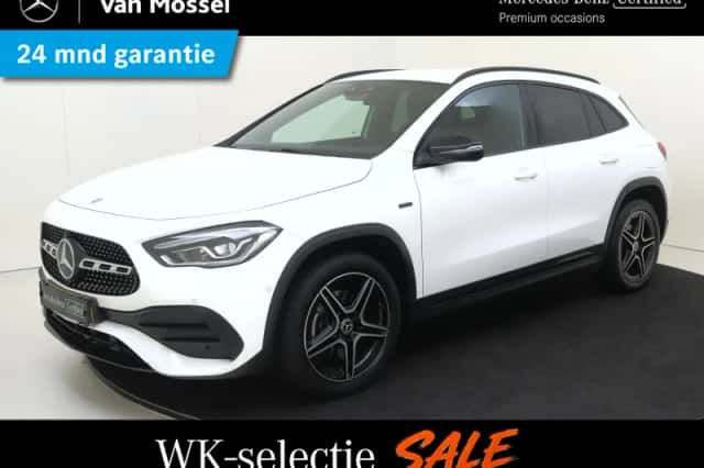 Mercedes-Benz GLA (2020) thumbnail 1