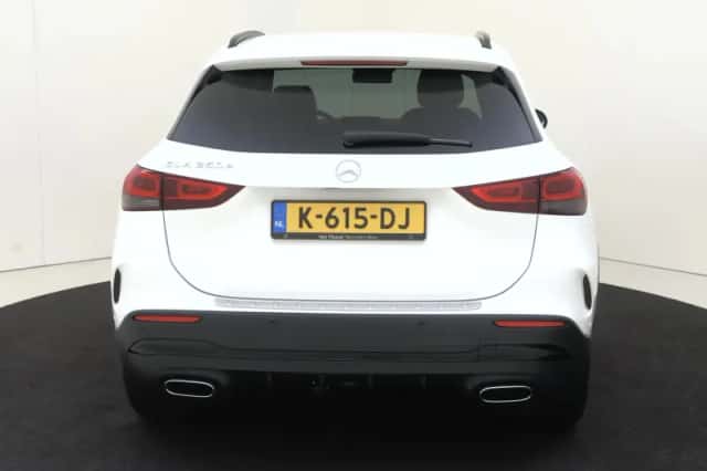 Mercedes-Benz GLA (2020) thumbnail 7