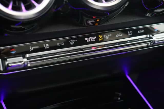 Mercedes-Benz GLB-Klasse (2020) thumbnail 24